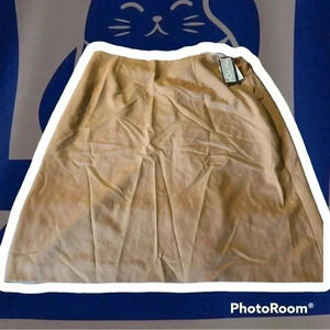 Envision Avenue  ladies tan skirt Skirt size 10